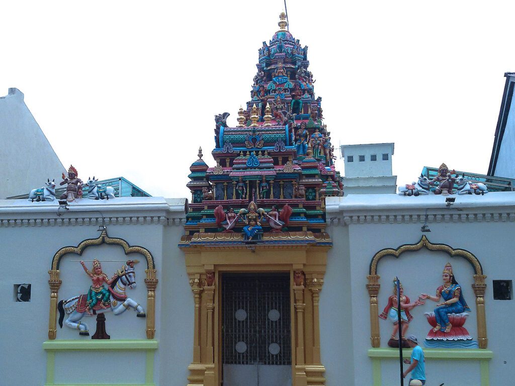 The Arulmigu Sri Mahamariamman Temple, built in 1833, is Penang's oldest Hindu Temple.