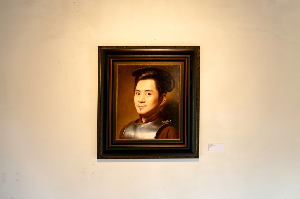 Chen Chengwei in a self-portrait - we would call it a selfie. I love his way of setting contemporary Asian people in the context of traditional old European masters. There is something very stirring and subversive about his portraits.