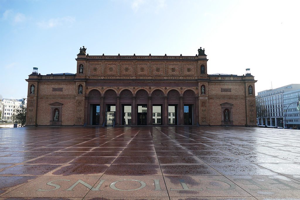 One of the three buildings of the Kunsthalle in Hamburg