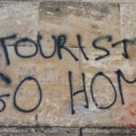 Graffiti from Bordeaux illustrating the post how to plan a trip from scratch