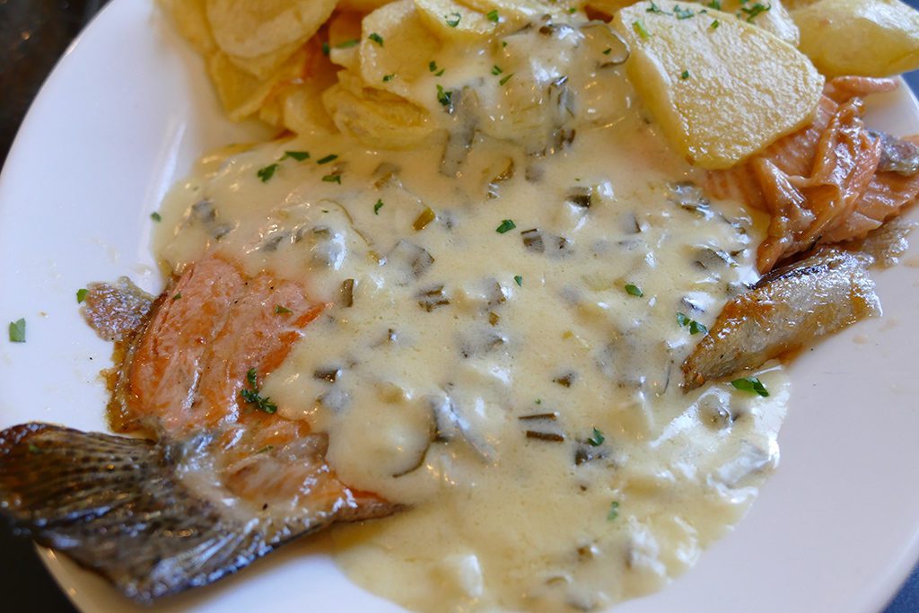 Trout with potatos in El Bolson during a Swiss-Vacation in Argentina