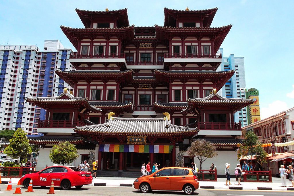 Tooth Relic Temple in Singapore