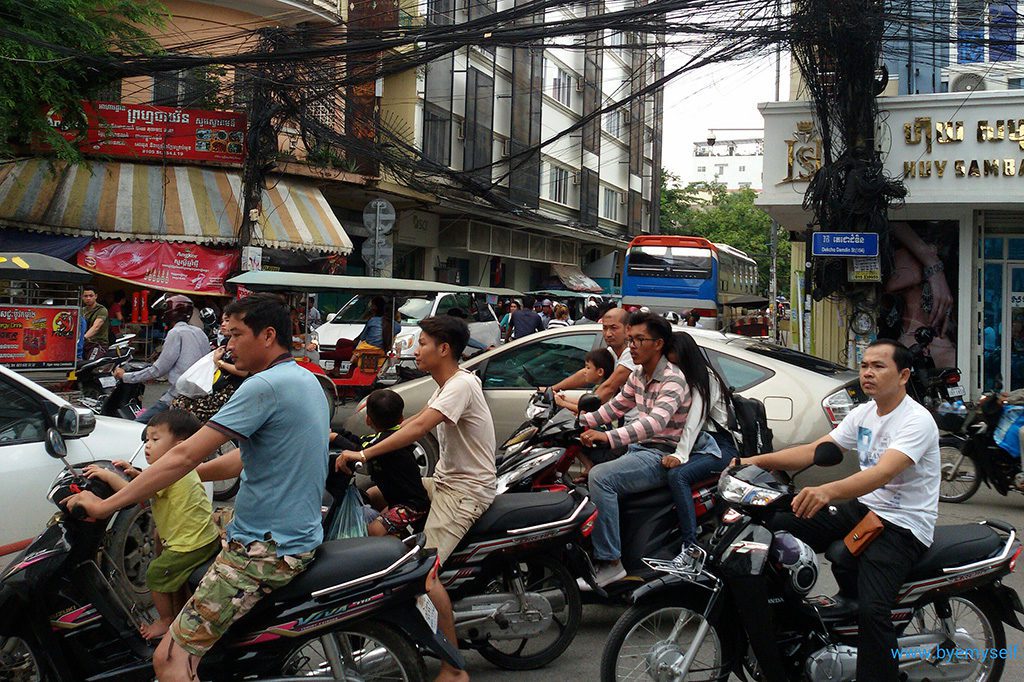 Street in Phnom Penh at rush hour