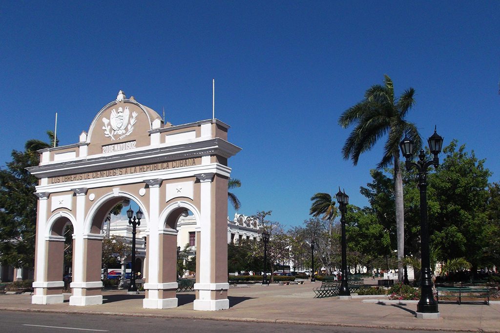 Arco de Triunfo in Cienfuegos