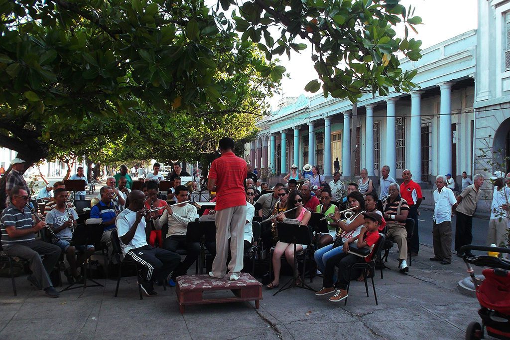 Classic band playing on the Paseo El Prado