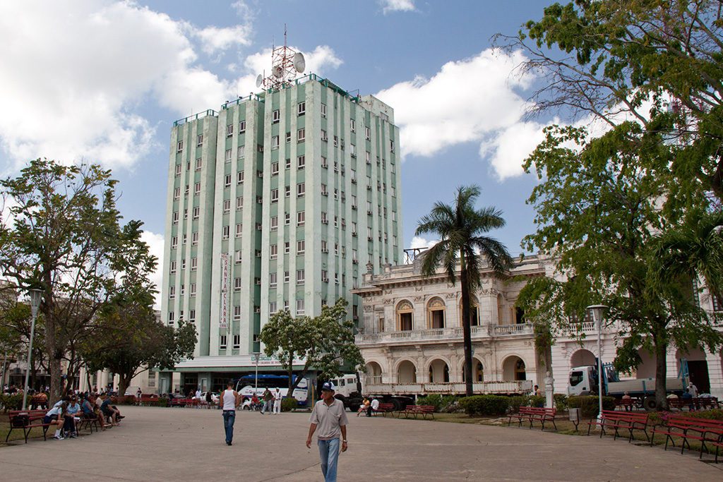 Parque Leoncio Vidal with the imposing Hotel Santa Clara Libre. 
