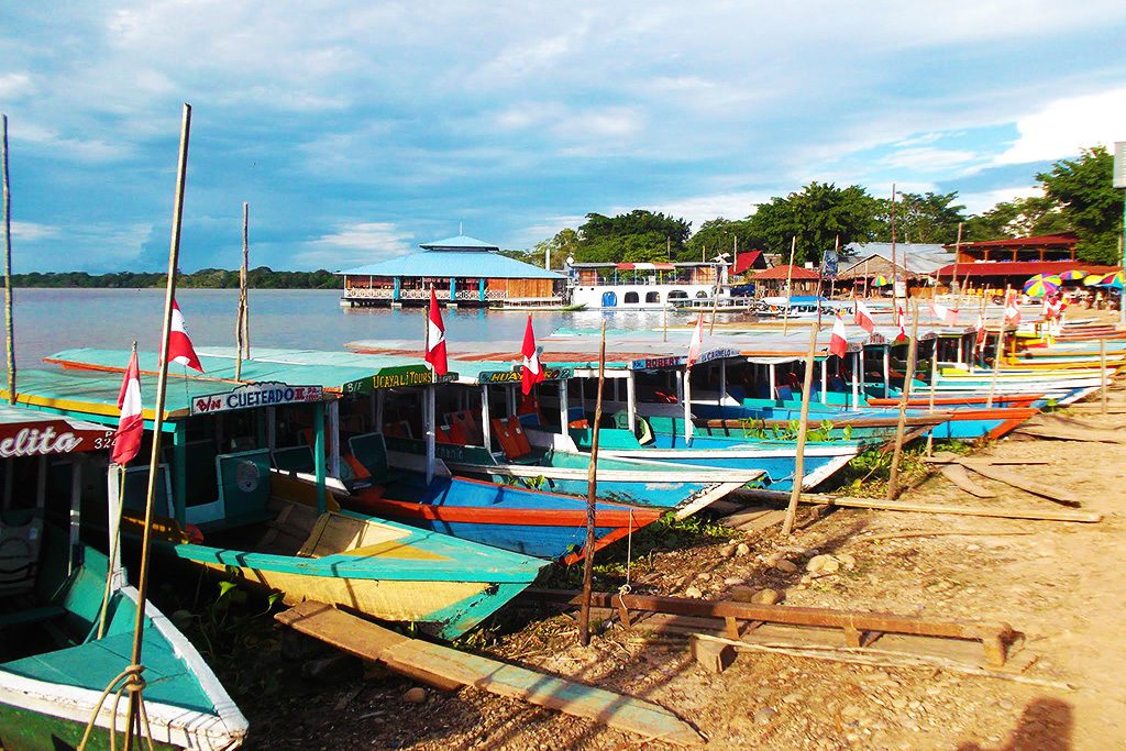 Boat at the Laguna de Yarinacocha. 