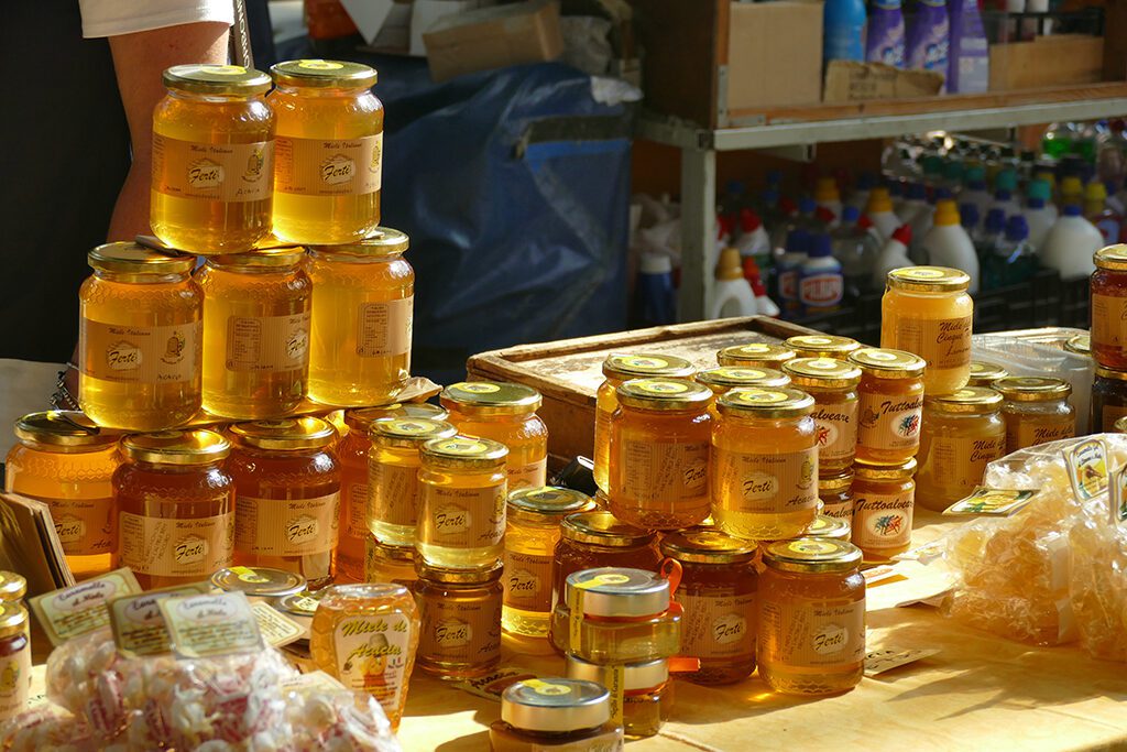 Honey on the market in La Spezia