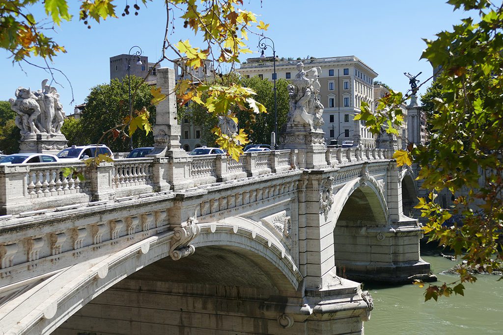 Ponte Vittorio Emmanuele in Rome