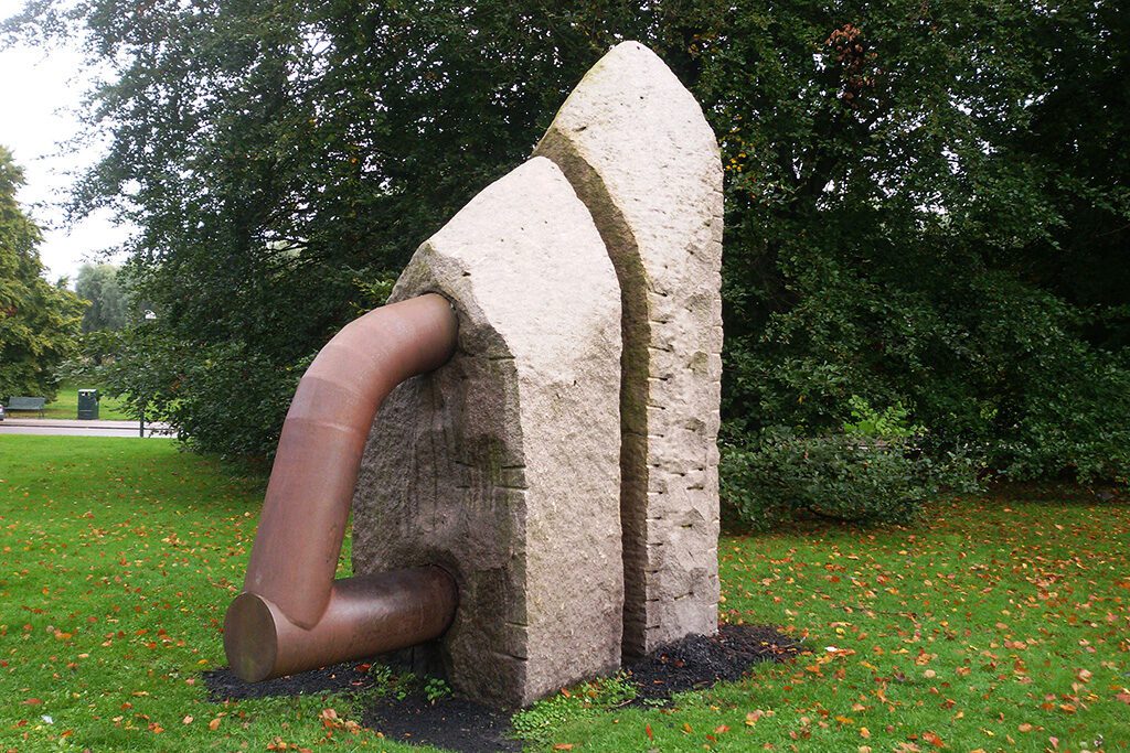 a stone iron at the Pildamms Park in Malmö, created by Japanese artist Hiroshi Koyama