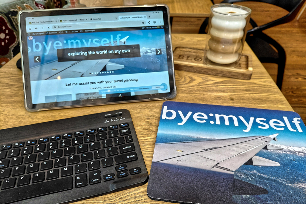 Tablet at a Café.