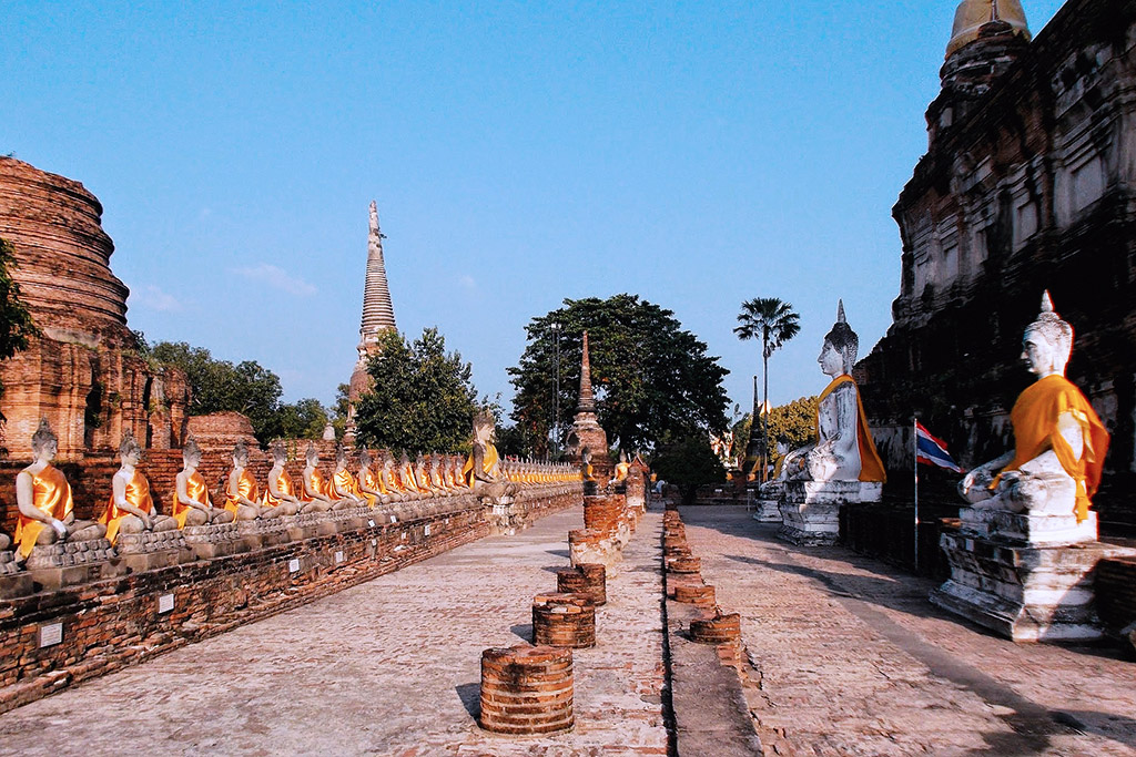 Wat Yai Chai Mongkon