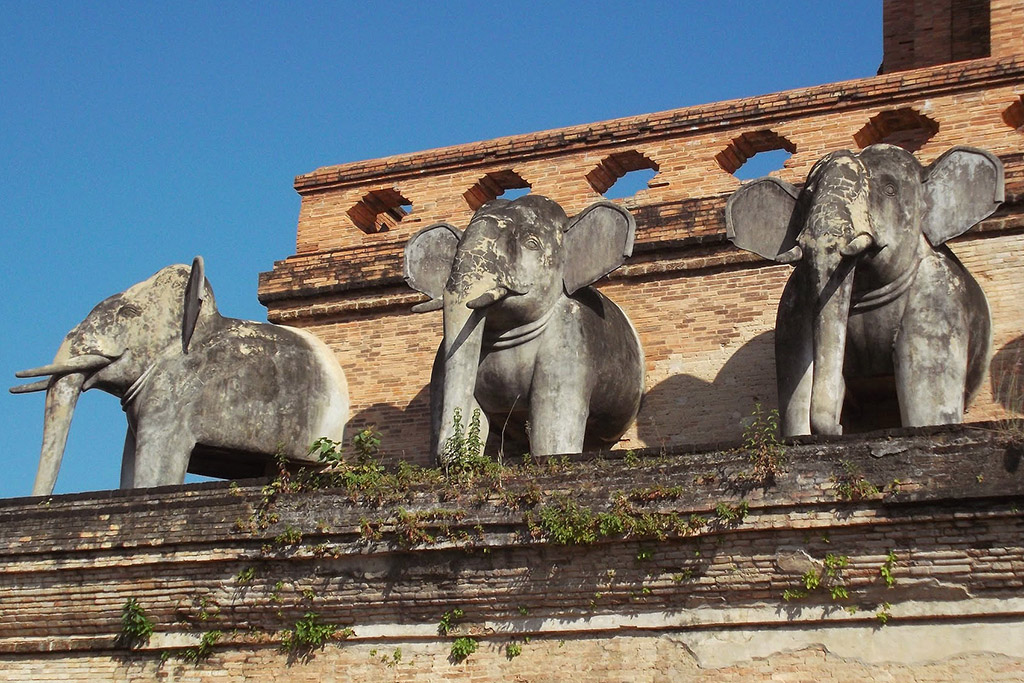 Wat Chedi Luang, one of the ten best temples in Chiang Mai