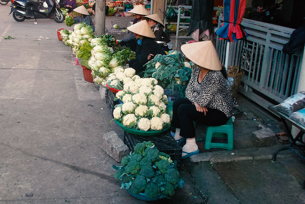 Vegetable vendors in Da Lat in Vietnam