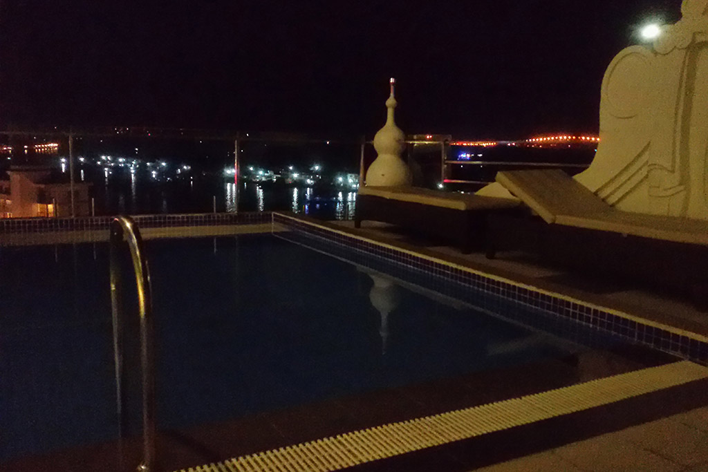 Hotel pool in Can Tho