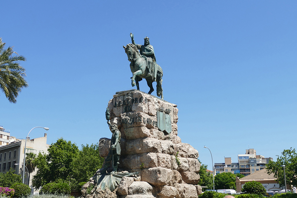 Jaume I on Plaza España - in Mallorquin Plaça d'Espanya - at Palma de Mallorca