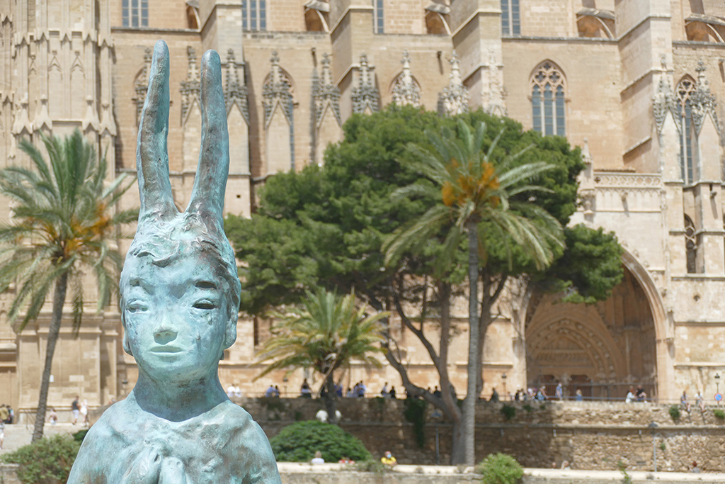 Bronze sculpture Usagi Kannon by Swiss-Japanese artist Leiko Ikemura at the Parc de la Mar in Palma de Mallorca