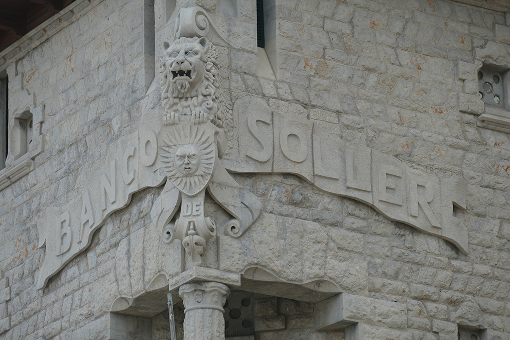 The elaborated facade of the historic Banco Sollér.