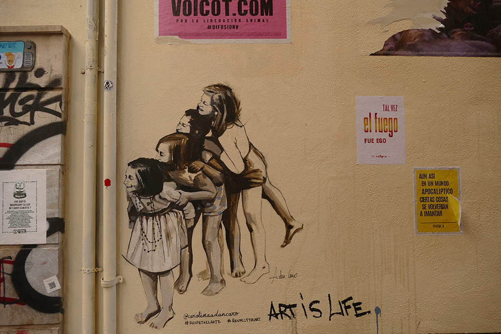 "Art is life" by @carolinaadancaro (Palma, Mallorca, 2020)