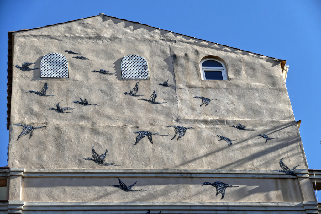 Chinese street artist Dal East decorated a house on the Alameda Principal 25 in Malaga, Hometown of Picasso