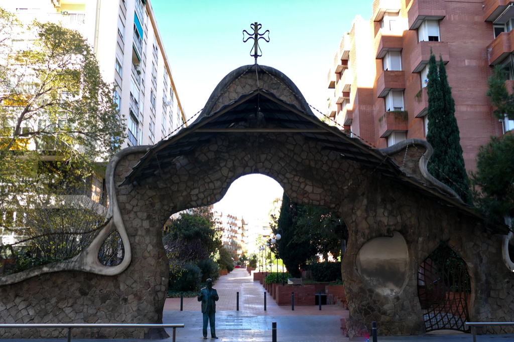 Portal Miralles in Barcelona