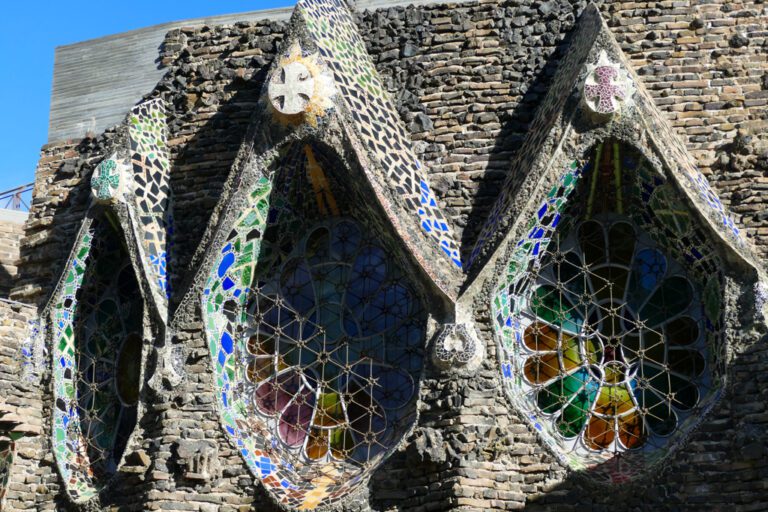 Antoni Gaudi in BARCELONA: A Guide to Modernism | bye:myself