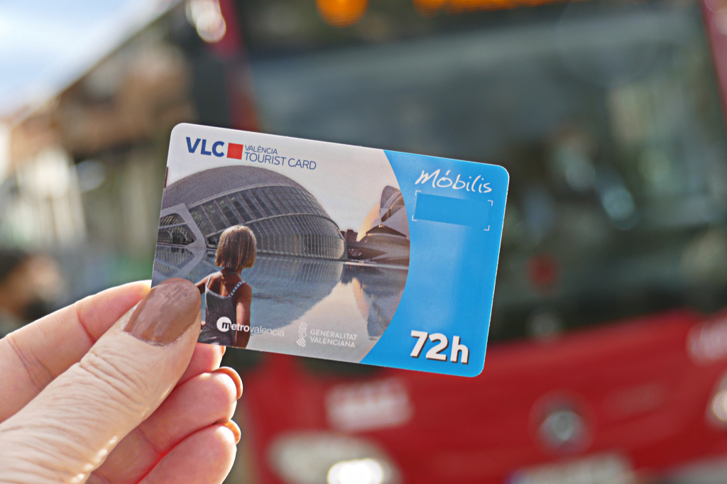 The Valencia Card grants access to the public transport system as well as many important landmarks.