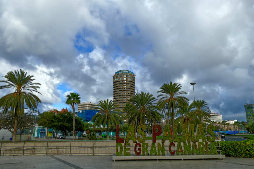 View of Plaza Santa Catalina from Plaza de Canarias.
