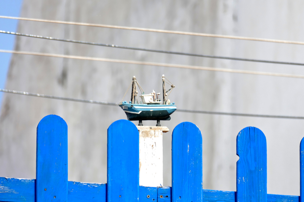 Boat on a fence in Puerto de las Nieves