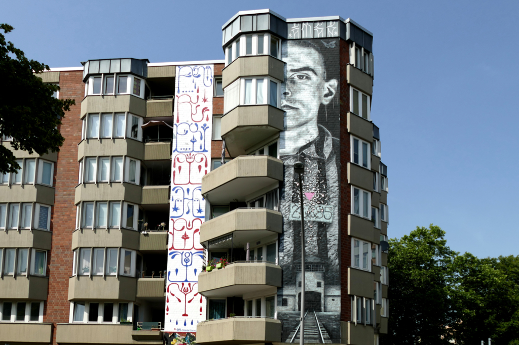Street Art Berlin - by Belgian-American artist Nils Westergard