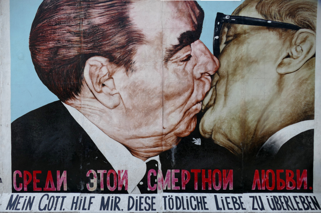 Street Art Berlin - Socialist Fraternal Kiss: Honecker - Brezhnev by Dmitri Vrubel