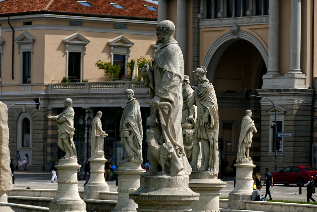 Sculptures at the Prato della Valle
