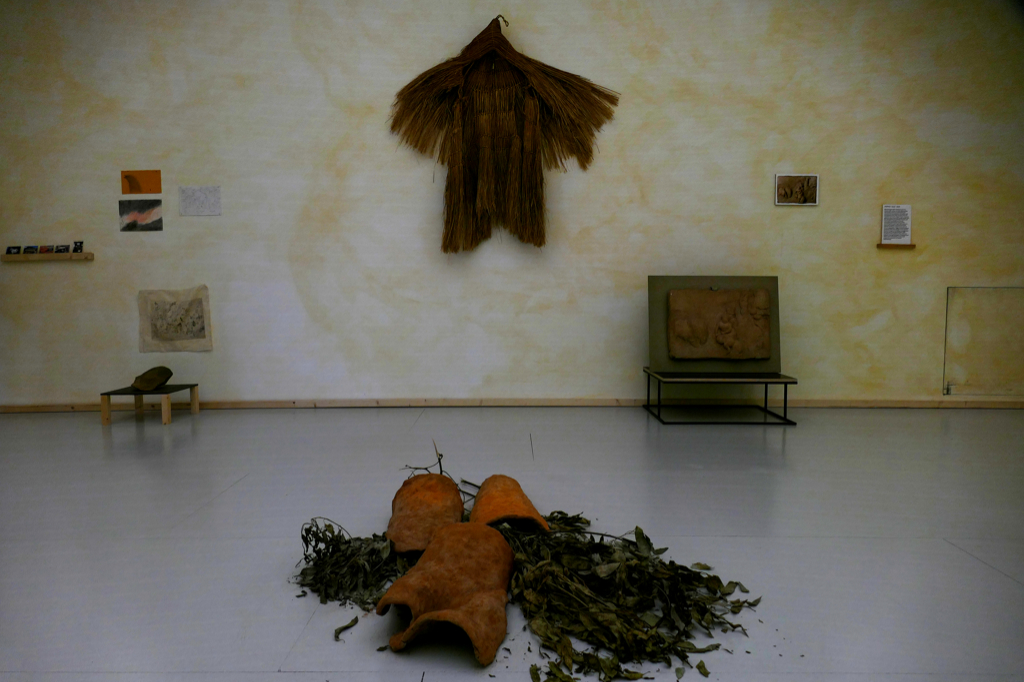 Artifacts by the Rarámuri shepherds from northern Mexico.