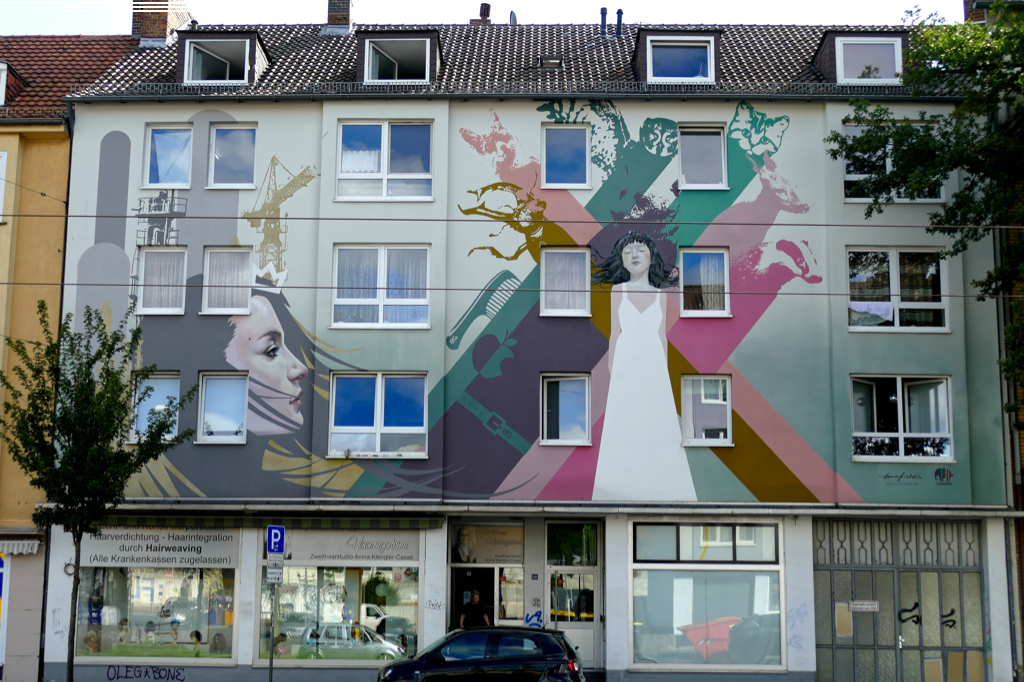 Mural at the Holländische Straße in the neighborhood of Kassel's university.
