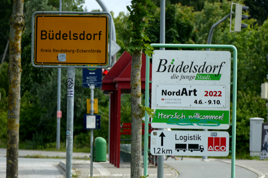 Streetsign advertising the NordArt 2022