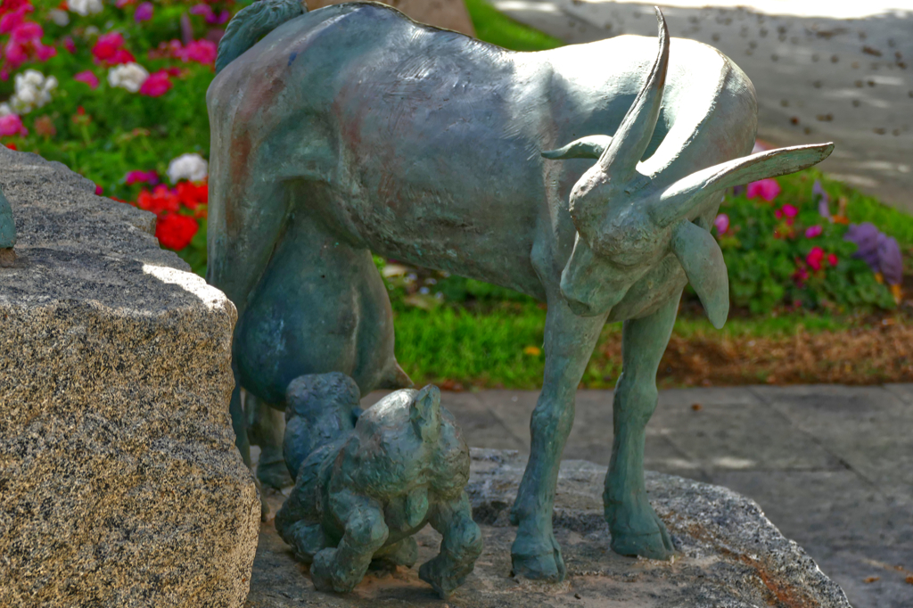 Las Cabras by Emiliano G. Hernández in Puerto del Rosario on the island of Fuerteventura