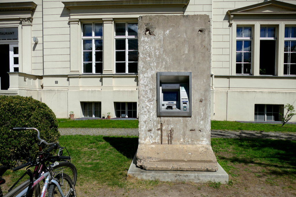 ATM in front of the museum Hamburger Bahnhof in Berlin