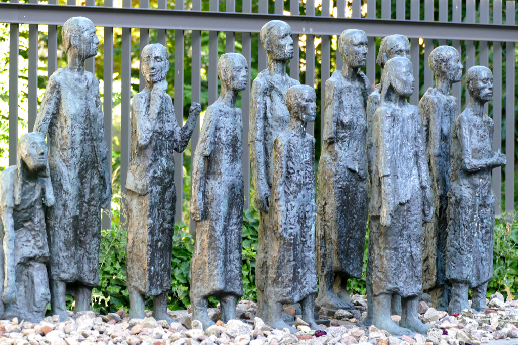 Sculpture Jewish Victims of Fascism by Will Lammert. These 13 figures are located on the grounds of the destroyed retirement home.