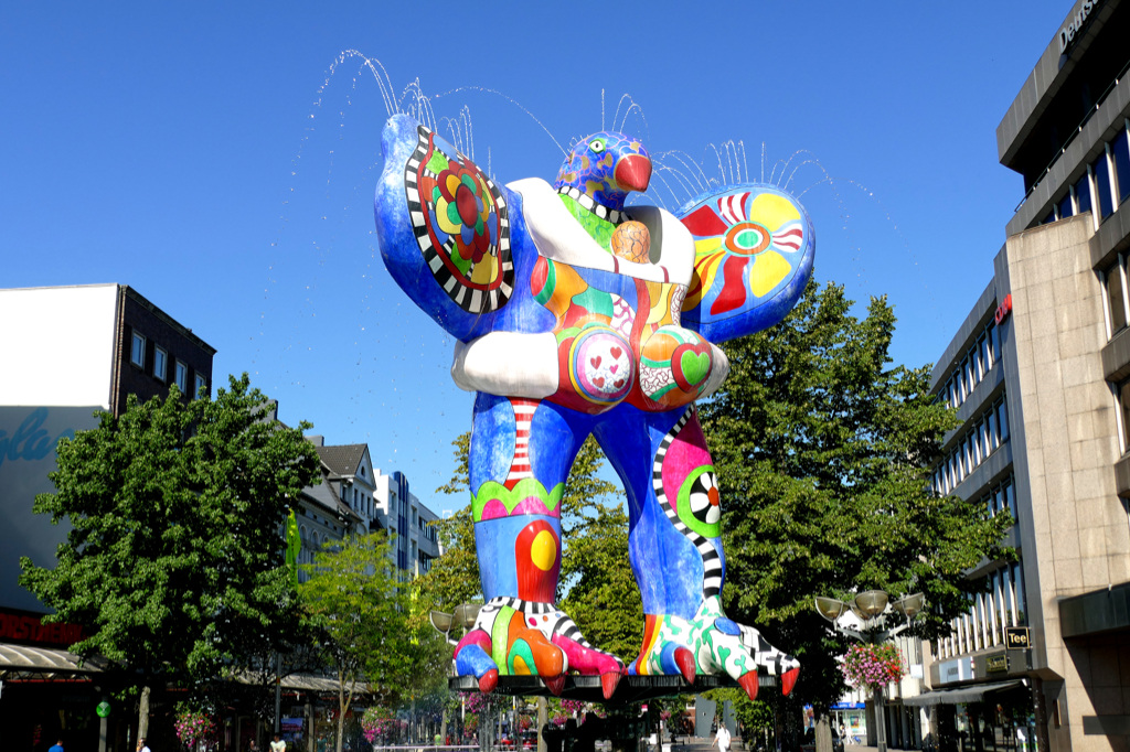 Lifesaver fountain, seen on a weekend in Duisburg