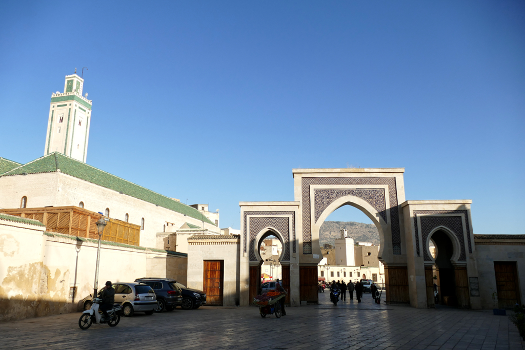 Bab R'cif and Place R'cif in Fez