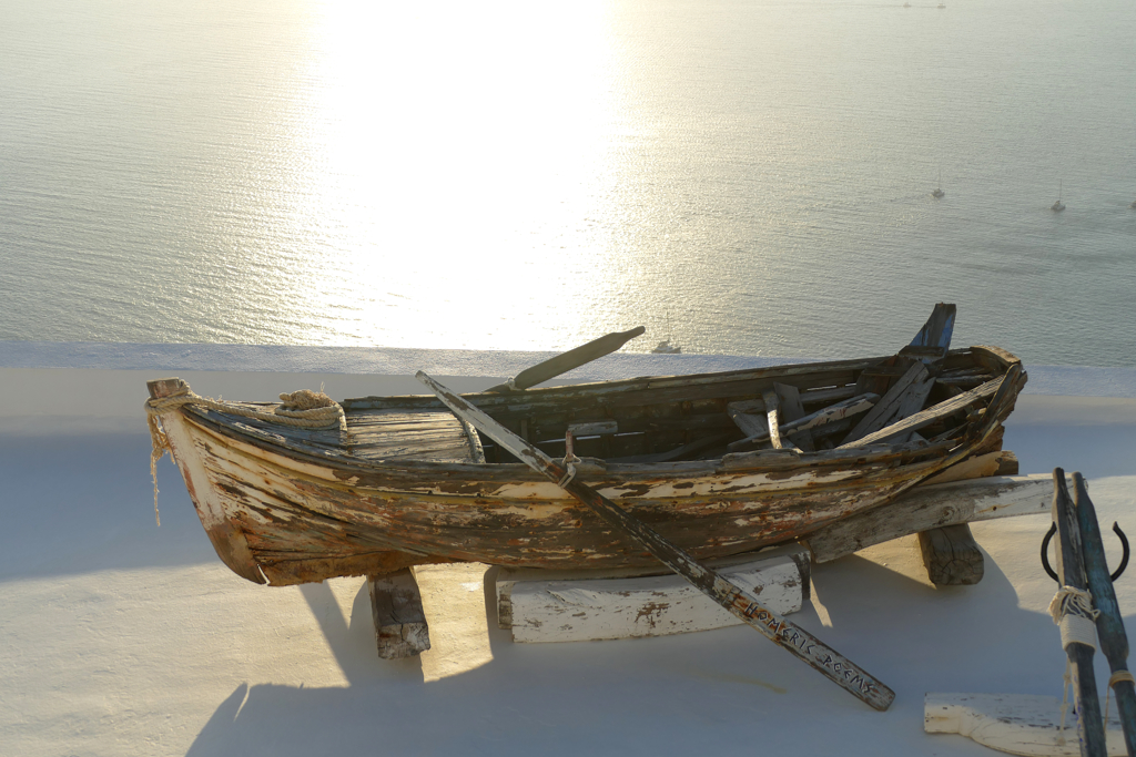 Boat in Fira, seen on a self-guided tour by public bus during three days on Santorini