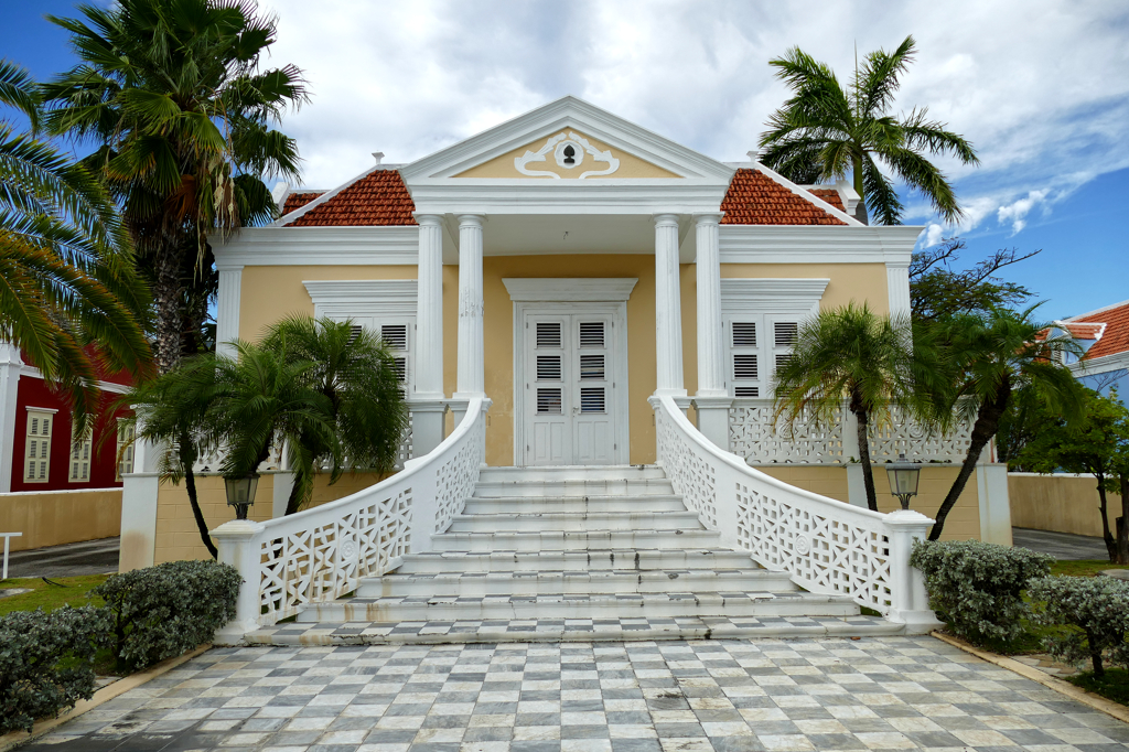 Mansion housing the attorney's office Spigt Dutch Caribbean.