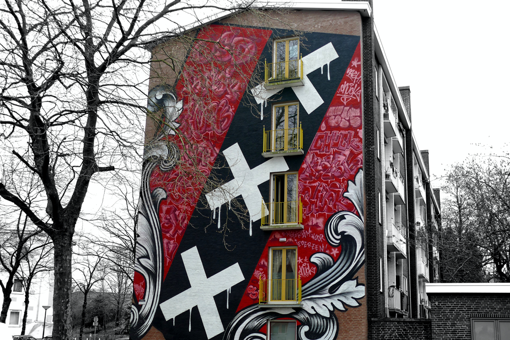 IF WALLS COULD SPEAK: The Best Street Art Project in Amsterdam: KASH & CHUCK The Coat of Arms of Fraternization