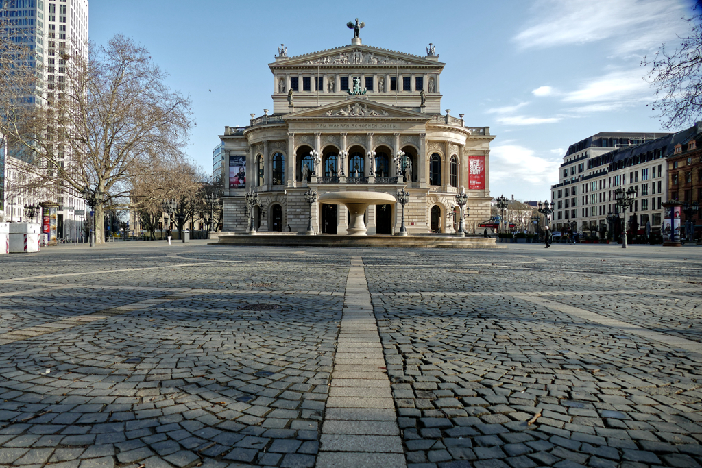 Alte Oper in Frankfurt. Weekend Frankfurt 25 best things