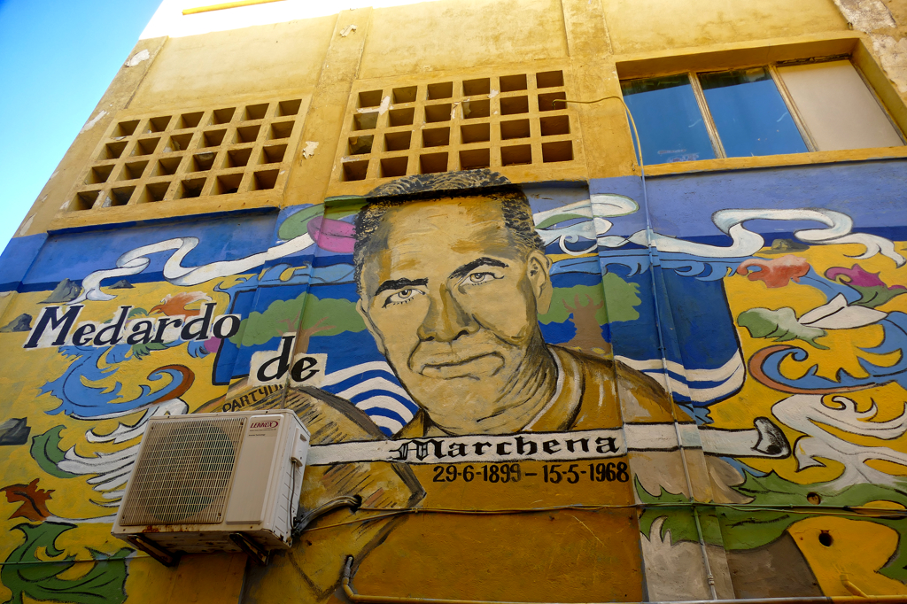 Mural Hidden Hero in Punda, painted by Avantia Damberg in honor of Medardo de Marchena.