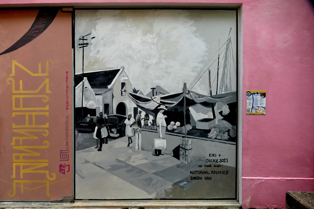 Best Street Art in Curacao: Mural by Annemieke Dicke