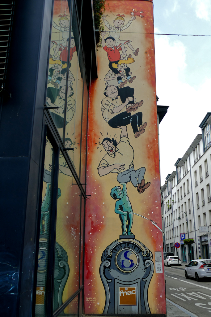 Bob et Bobette, one of the Best Murals Along Brussels’ omic Book Route
