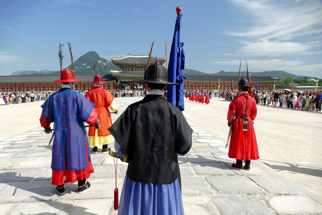Change of the guards at the Gyeongbokgung Palace in Seoul.