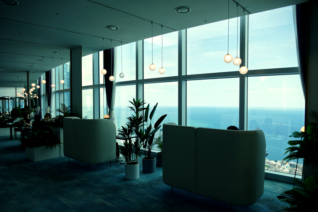 Lounge at the Busan X The Sky