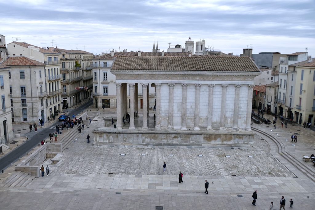 View of the Maison Carrée from the roof top terrace of the Carré d'Art.